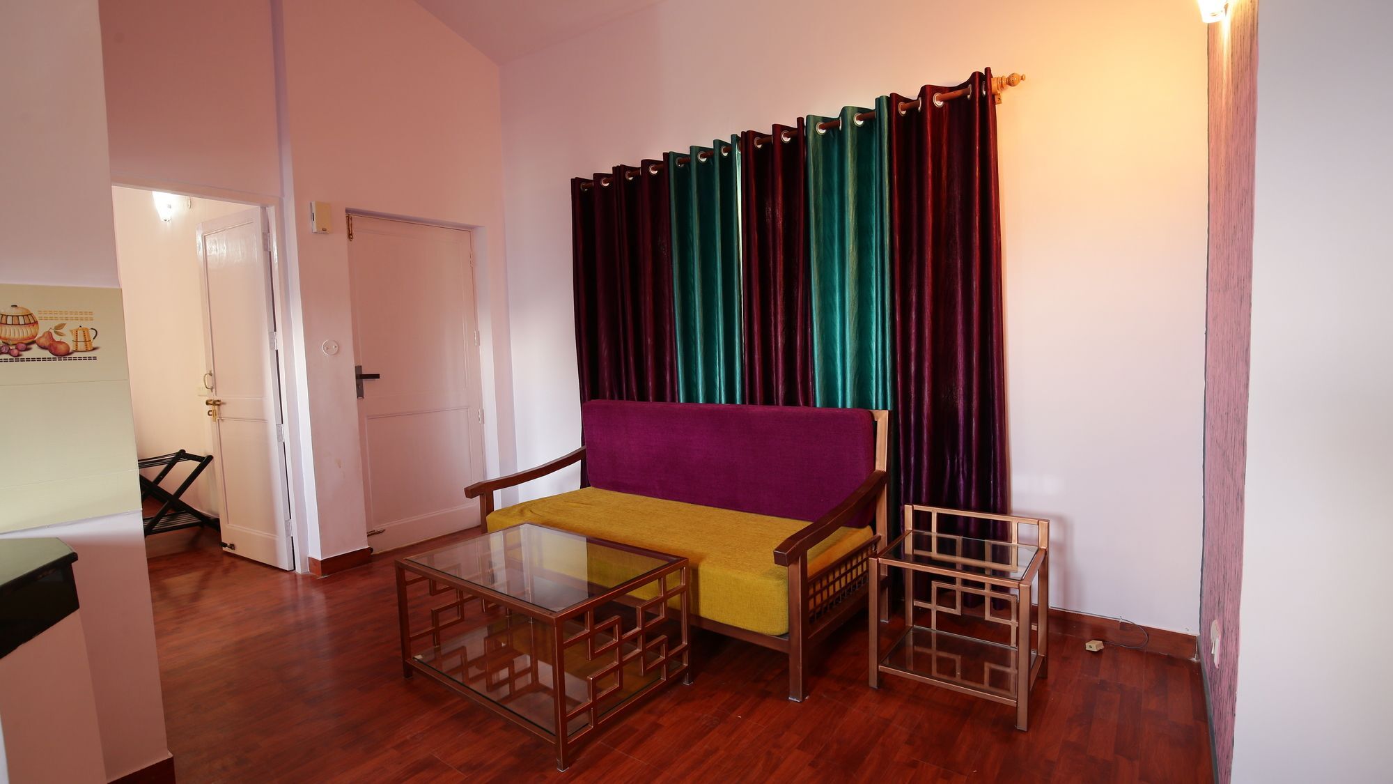 The Swiss Village Resort Nainital Buitenkant foto