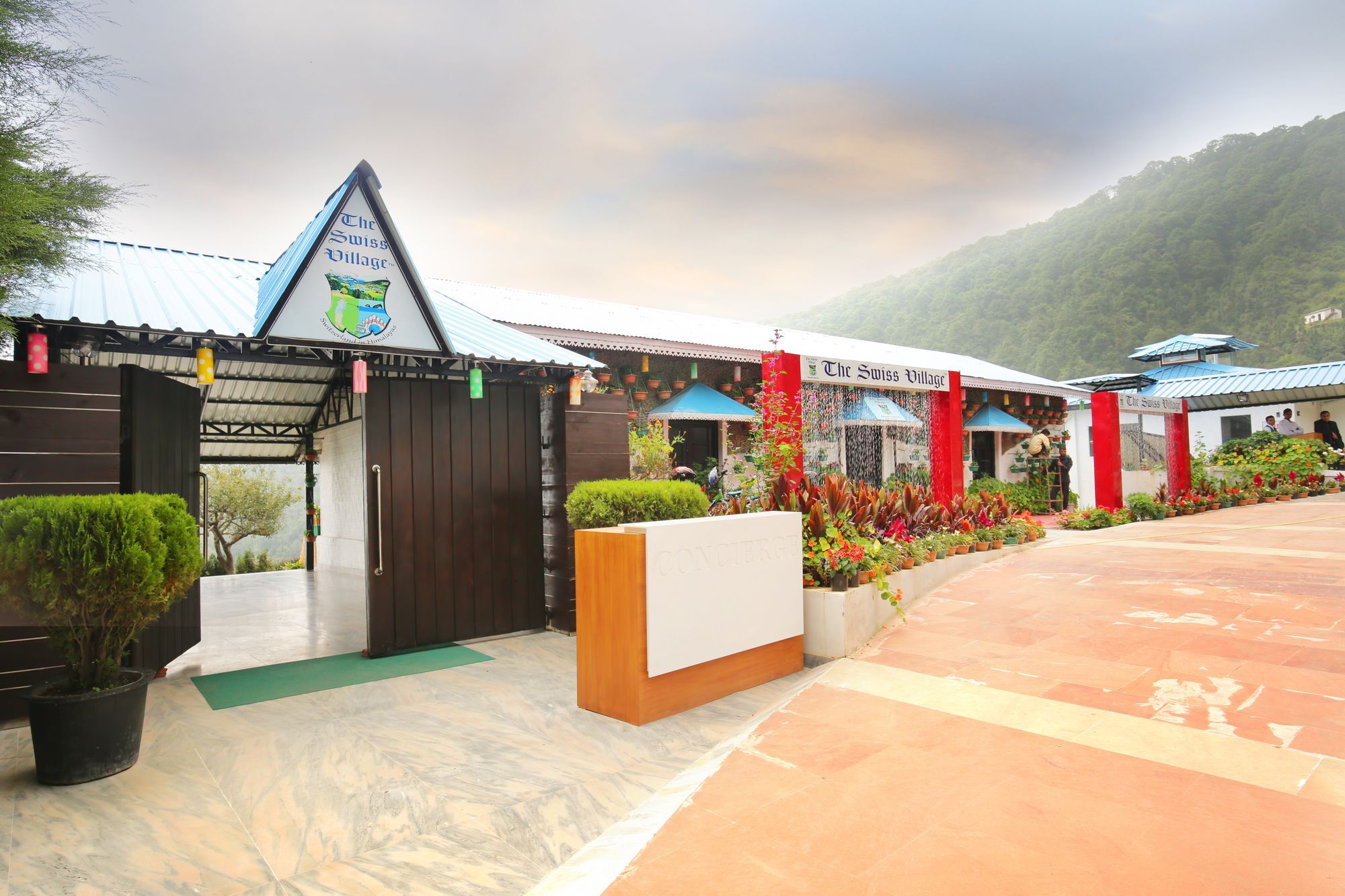 The Swiss Village Resort Nainital Buitenkant foto